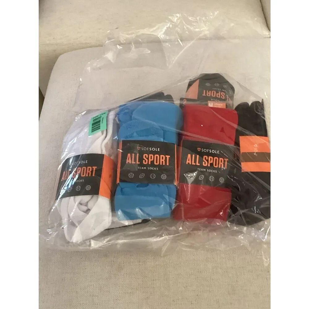 SOF SOUL ALL SPORT TEAM SOCKS. 6 Pairs, misc colors, 4 Mediums, 3 large, NWT